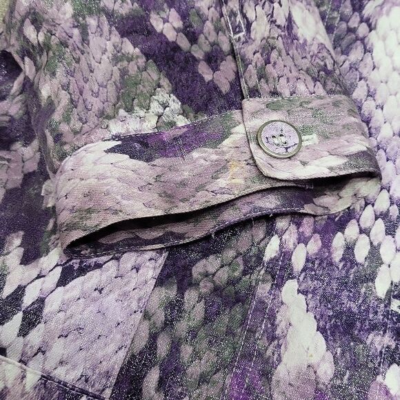 EUC Chico's linen cotton snakeskin print button down jacket blazer top, purple - Picture 7 of 10